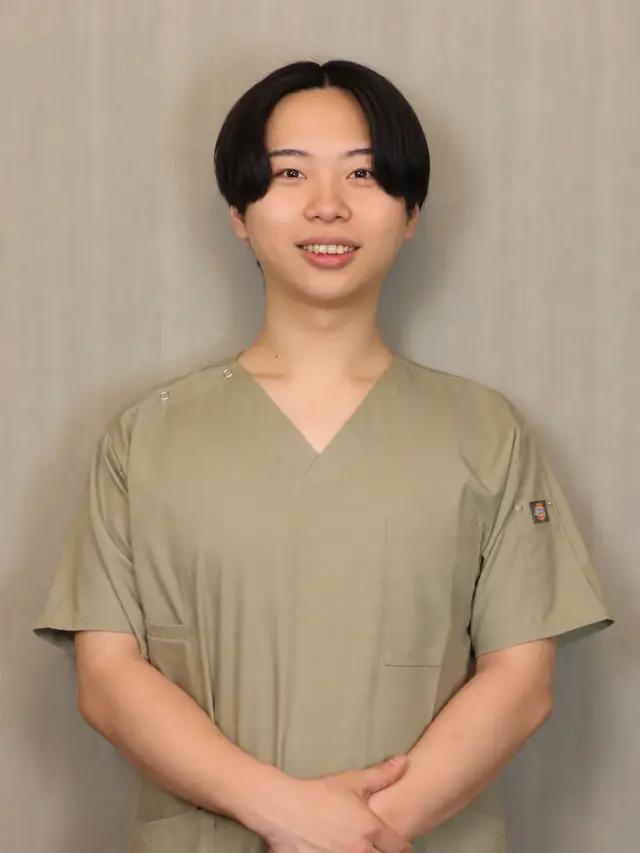石山 卓哉